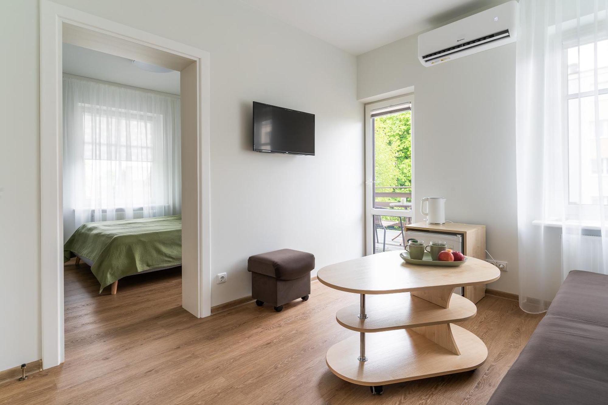 Ema Hotel Паланга Екстериор снимка